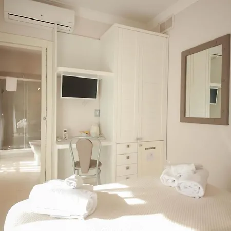 Sogno D'epoca 1822 Bed & Breakfast Monopoli