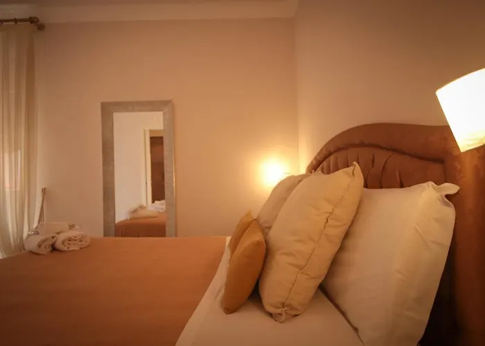 Alojamento de Acomodação e Pequeno-almoço Sogno D'epoca 1822 4*